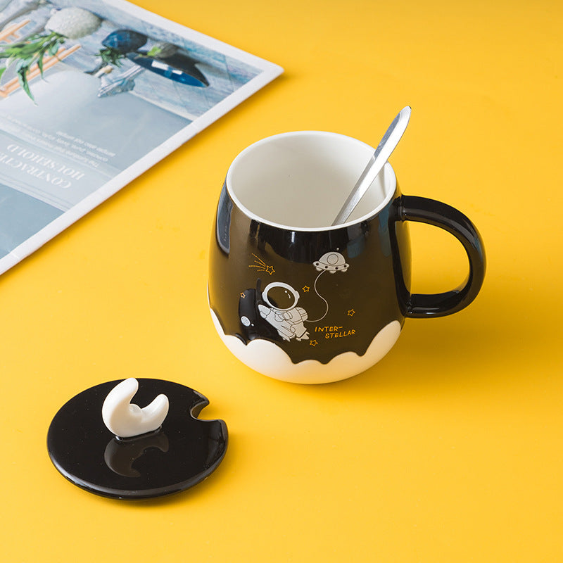 Cute Astronaut Ceramic Gift Mug with Lid