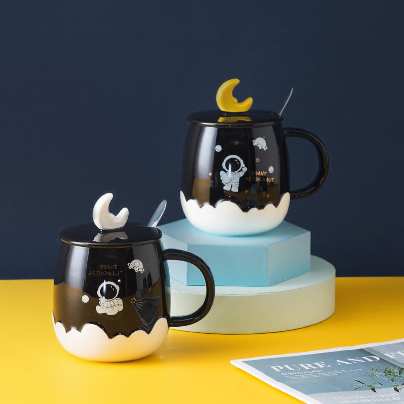 Cute Astronaut Ceramic Gift Mug with Lid
